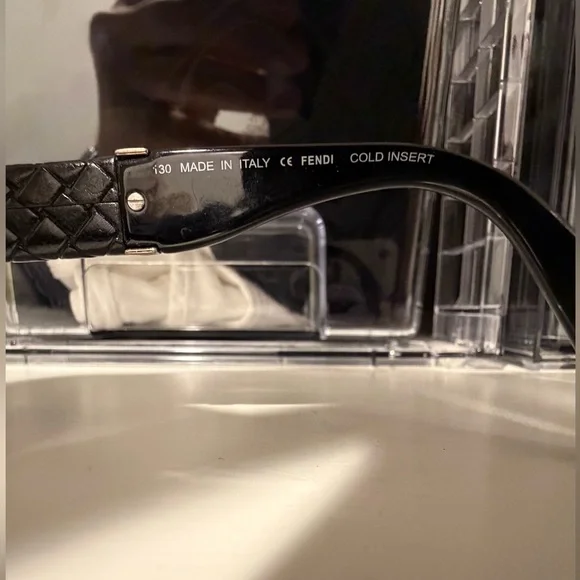 Fendi FS445 Black Quilted Sunglasses - Picture 6 of 9